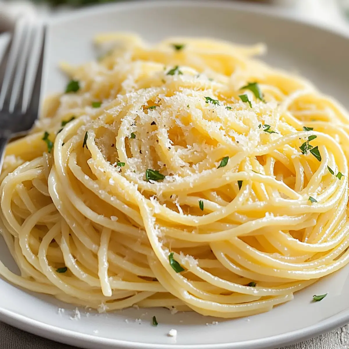 Lazy Cheesy Garlic Pasta